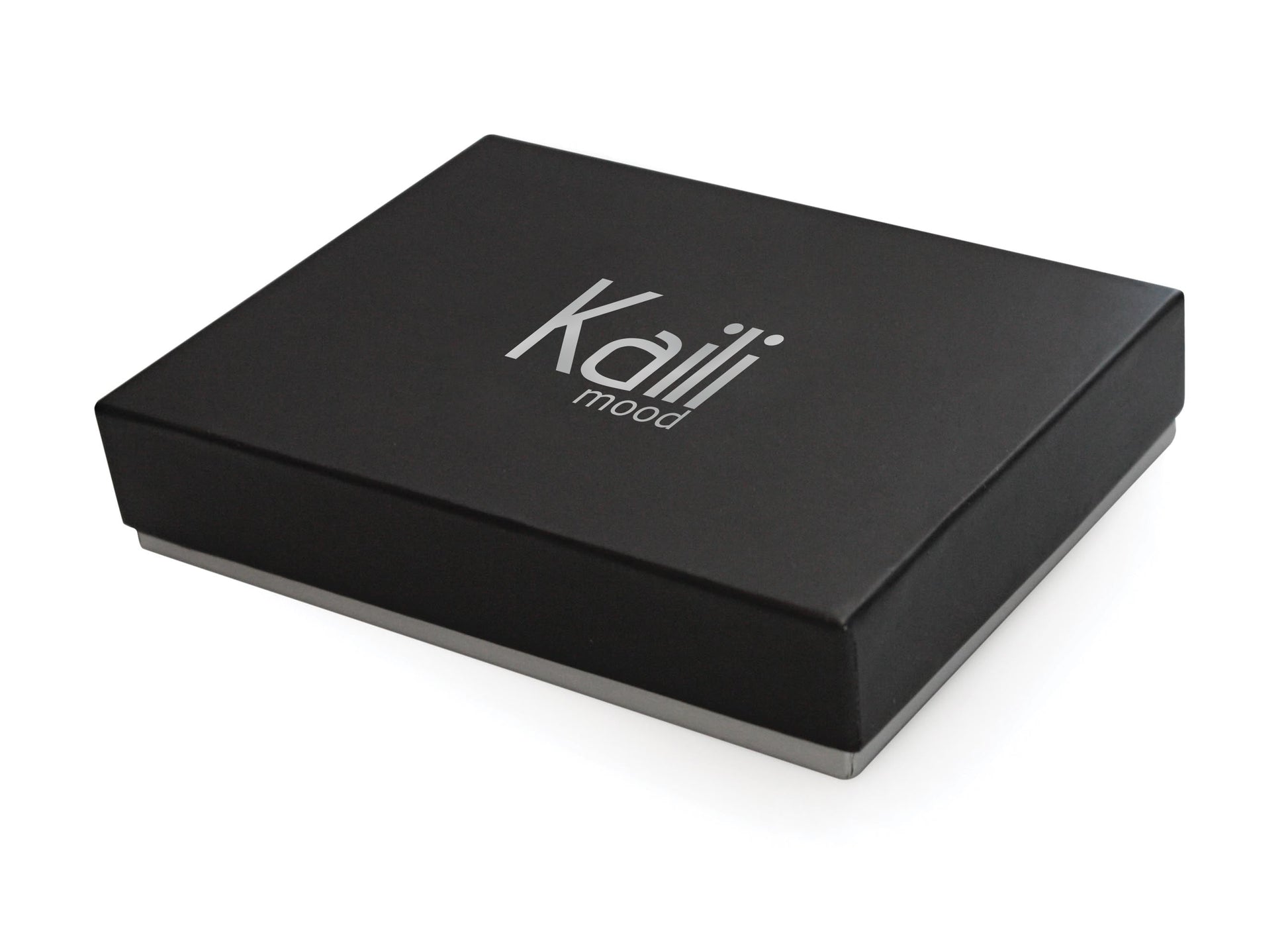 K0040AB | Flap pouch Made in Italy in genuine full-grain leather, dollar grain - Black color - Dimensions: 13 x 8 x 0.5 cm - Packaging: Rigid bottom/lid gift box-3